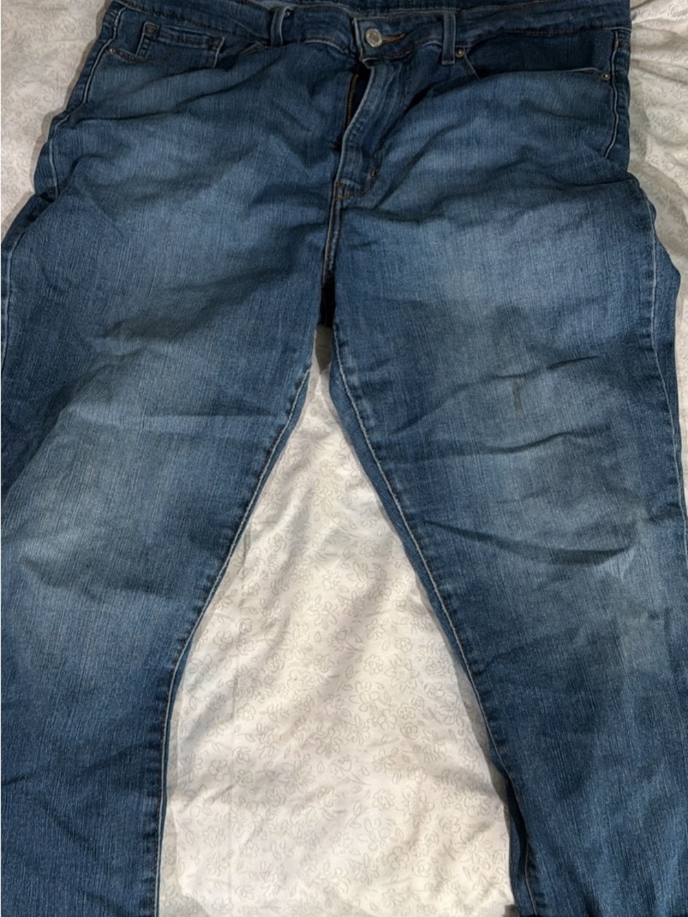 Levi's Blue Denim Capris - Faded Indigo Finish